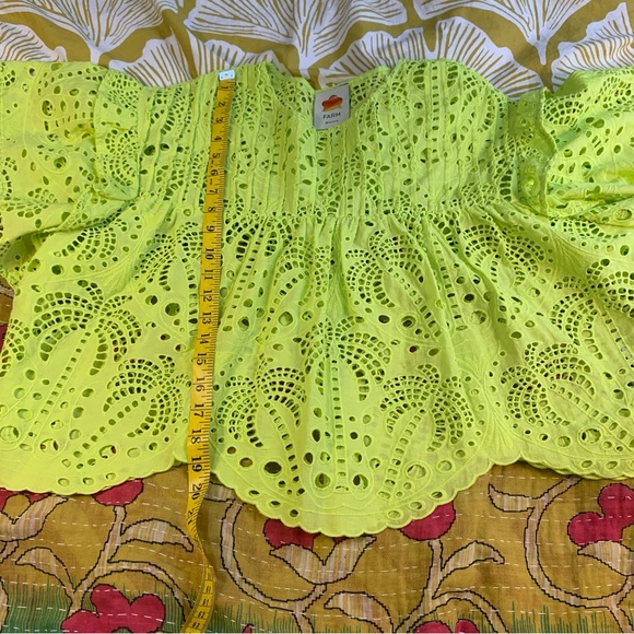 Farm Rio Palm Tree Richelieu Cotton Eyelet Crop Blouse in Lime Green size S - Picture 8 of 13